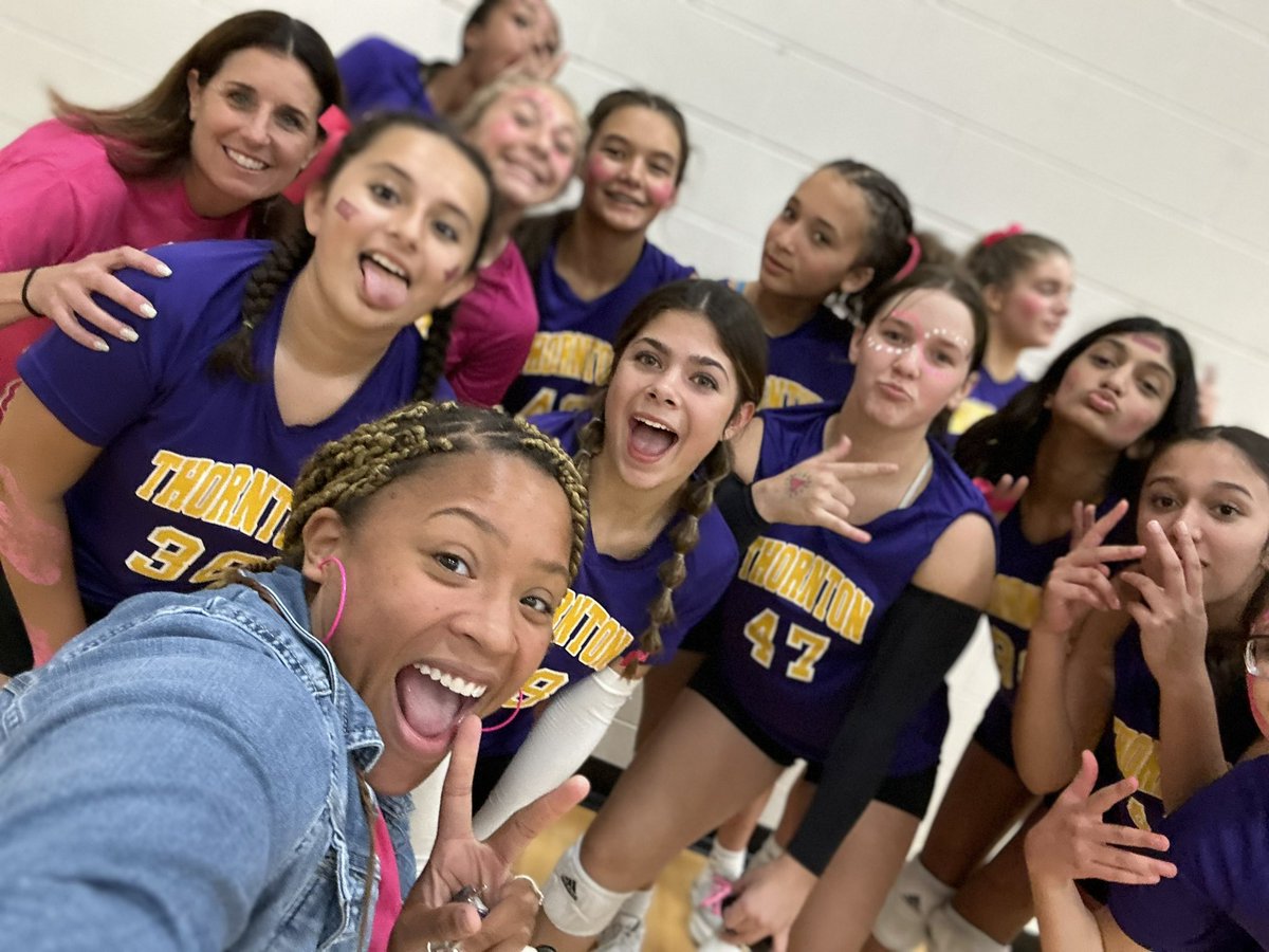 Kids will always remember who SHOWED UP…be that teacher!! Great job lady cats! Love my @AVID4College kiddos! 

@RTMSThundercats!💪🎉 @IHeartCKH @TCATS_Athletics @FBISDAthletics @FortBendISD #KnowyourIMPACT
#TeacherProud #SupportiveEducator