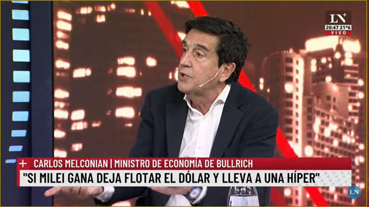 Editor_76's tweet photo. Es tal el grado de desesperación en Juntos por el Cambio, que mandaron a Melconian al programa de Viale a decir que Massa es un vigilante, y que no tiene ética.
¡Melconian!
El mismo que en 1986 ocupaba el cargo de Jefe del Departamento de Deuda Externa del Banco Central. Allí, firmó y envió al directorio de la entidad el informe 480/161, donde se pedía anular la investigación de la deuda privada (más de 6.000 millones de dólares) contraída en el exterior a principios de los ochenta por 514 empresas que fueron denunciadas en el informe. Entre las cuales se podía distinguir la presencia de la firma Sideco Americana S.A, conducida por la familia Macri, denunciada por la maniobra de "autopréstamos". Otras empresas eran IBM, Esso, Renault y Kodak, y de origen nacional como Pérez Companc, Bridas, Aluar. 
Ese Melconian habla de ética.
Ese Melconian sería el ministro de economía si gana Bullrich.
Si, el Melconian del Megacanje.
El mutimillonario "hombre de barrio" que litigó contra la Argentina junto a los Fondos Buitres.