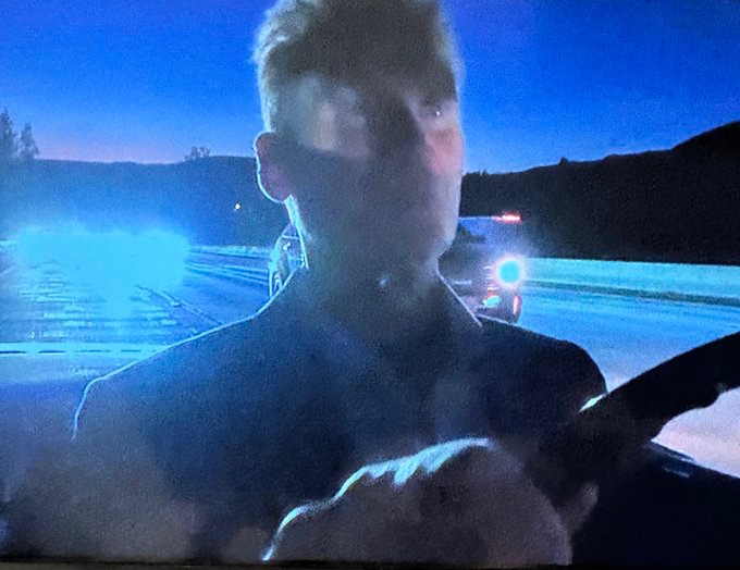 Wooden_hottub's tweet photo. People cliff jump on this show and this is still the most dangerous date ever. #TheGoldenBachelor https://t.co/ZXJNjcJPB5