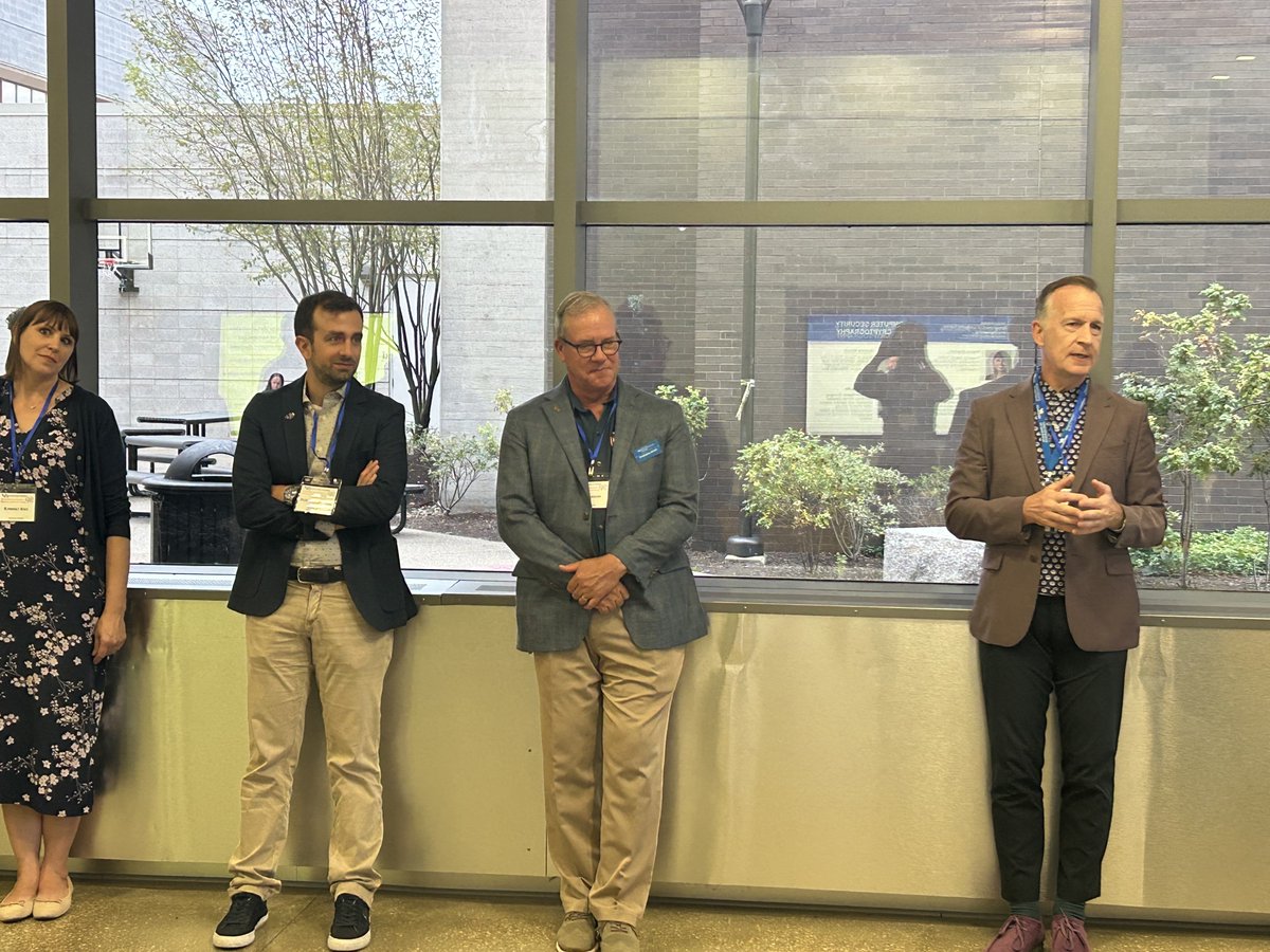 WirelessDay's tweet photo. We are very happy to welcome our speakers and attendees of the 5th Buffalo Wireless Day tonight at UB, the Dept. of Electrical Engineering. So excited to have the event in person again after three years and meet many old and new friends from academia, industry and government. https://t.co/1KntM6zBEP