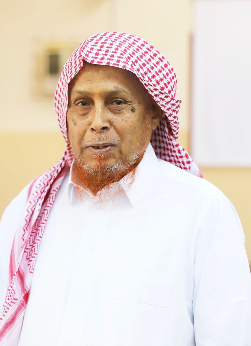 y7_haa's tweet photo. #اليوم_العالمي_للمعلم
لازلت استذكر عظم ذلك الانسان والقدوة والمربي الفاضل منذ انطلاقتي الأولى نحو العلم ، رجل أعدّنا ابناءه ولم نراه الا أباً ومعلماً، له الفضل بعد الله في انطلاقتنا على طريق العلم من البداية ، انه أ. محمد الخالدي فشكراً أستاذي من القلب وجزاك الله عنا خير الجزاء. https://t.co/6ZcSL4BsUm