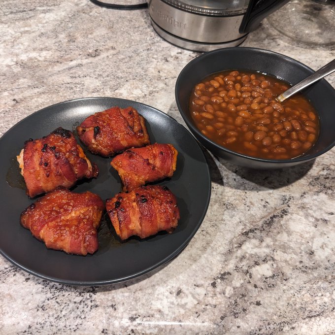 Bacon-wrapped salmon and baked beans make a great protein rich meal, perfect for keeping energized on<a href="/tag/protein"class="tags"><span>#protein</span></a><a href="/tag/food"class="tags"><span>#food</span></a><a href="/tag/homemade"class="tags"><span>#homemade</span></a><a href="/tag/cooking"class="tags"><span>#cooking</span></a>