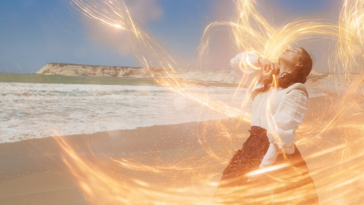 ollyw1ll's tweet image. What I also love about the #WheelOfTime? Look how bright it is... It's so rare these days to find a show which doesn't bleed the colour dry from every single frame of each shot in the series' episodes. There's a richness to the visuals &amp;amp; the palette &amp;amp; it's so great to look at.