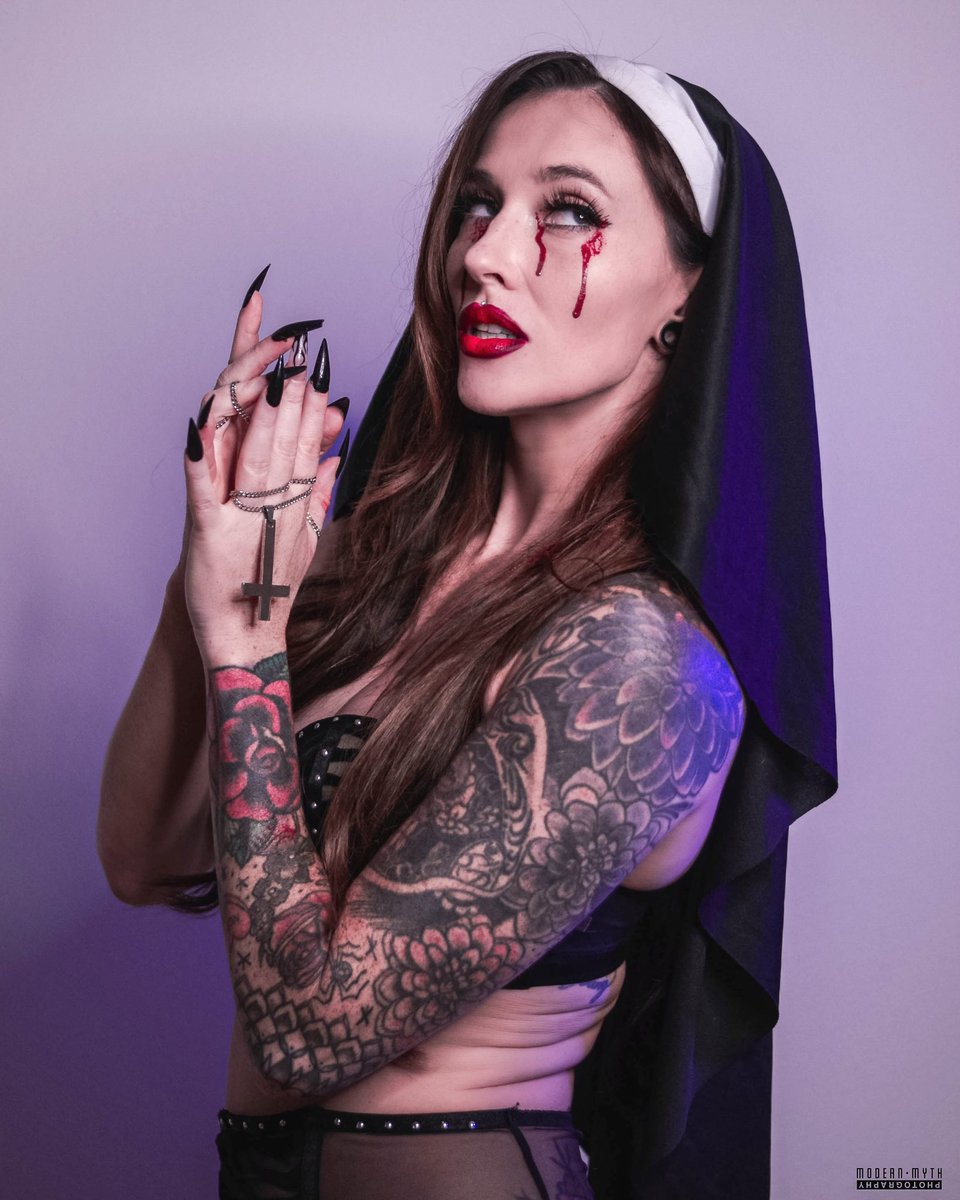 Kelsey Raegan tweet media