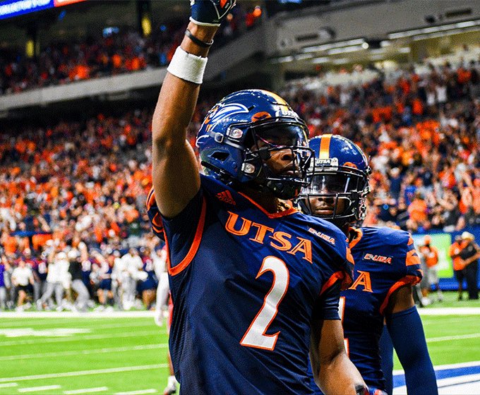 JakobyDixon's tweet photo. #AGTG after a great conversation with @CoachTimYoder I’m blessed to receive my first offer from @UTSAFTBL @CoachTraylor @lbcoachyoungs @COACHGRANT6 @TexasTap7v7 @Fury7v7 @CoachLopez64  @MaxPreps @OnPurpose_WP @TXTopTalent https://t.co/uDXrTQUQpk