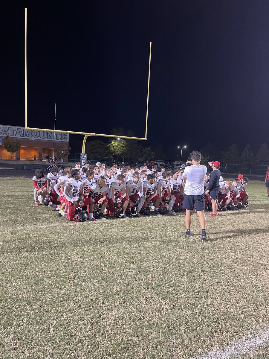 MiddleCreekFB's tweet image. JV Mustangs WIN 28-27 vs Panther Creek. Improve to 6-0 on the season.