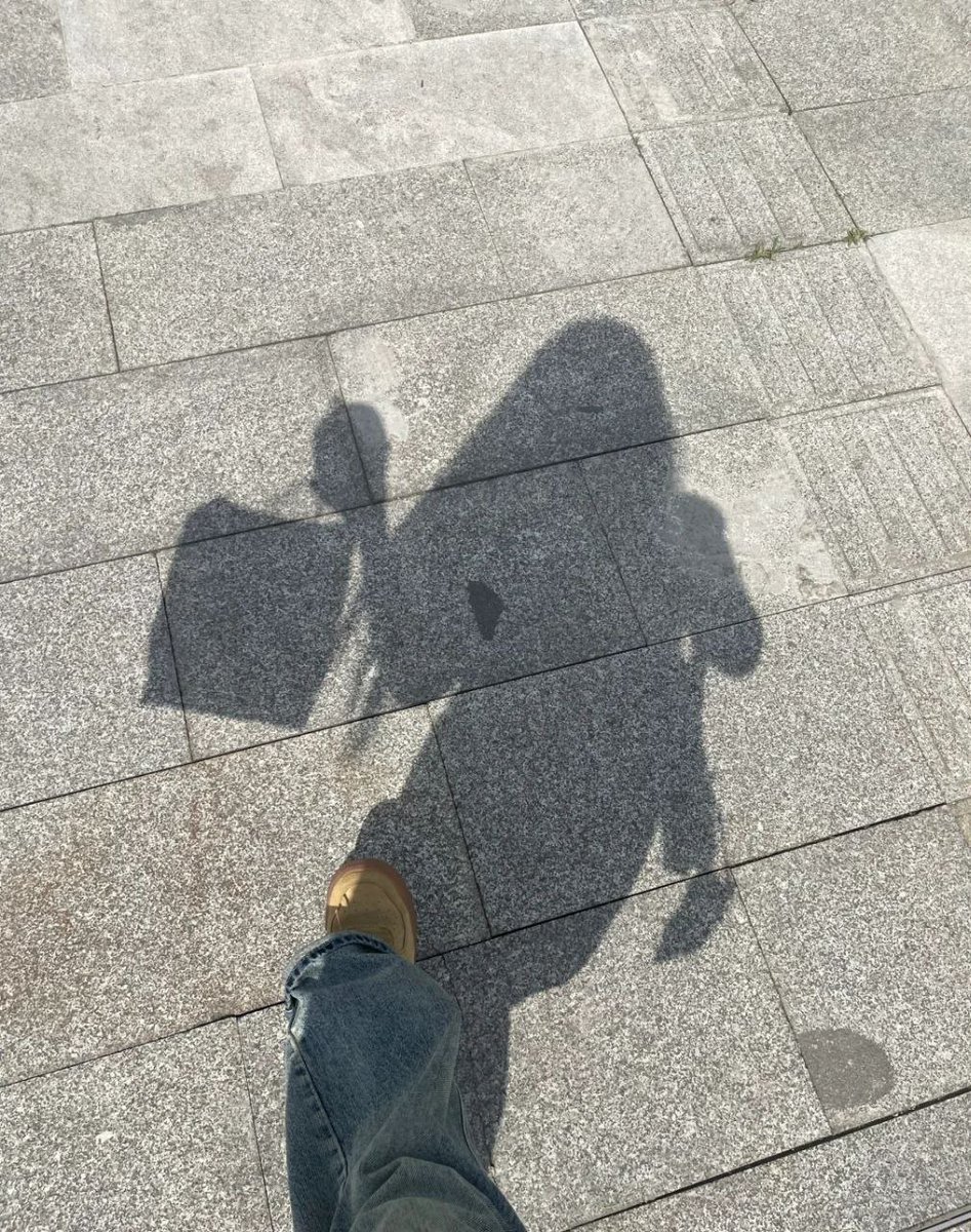 AvaWilliams01's tweet photo. Good morning! It’s the last working day of the week, so happy✨ https://t.co/AQjLaJIDYf