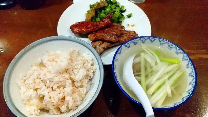 数年前に食べた仙台の牛タン。また食べたい(๑'ڡ`๑)
(けど高くてそうそう食べれない…w(;'∀`)) 