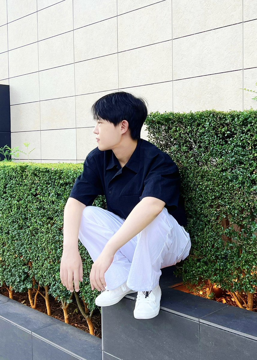 AoxuanLee's tweet photo. Did you miss me.🤫 https://t.co/70xzsRK7mR