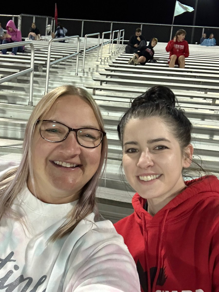 missproffittphs's tweet photo. Out supporting the PHS soccer team and our student, David! #OnePHS #mypalatine @Soccer_PHS https://t.co/ubFd41jiH6