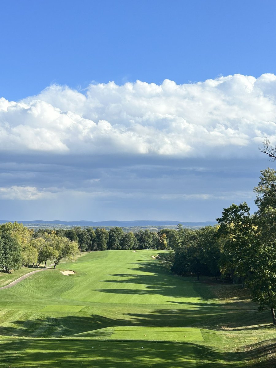 badgergolfcoach's tweet photo. Thankful to be a Badger. Want to say thank you to @BlackhawkCC &amp; @WildRockGolf for hosting the @BadgerMGolf the last 2 days!

#OnWisconsin https://t.co/DFsMxEIAGZ