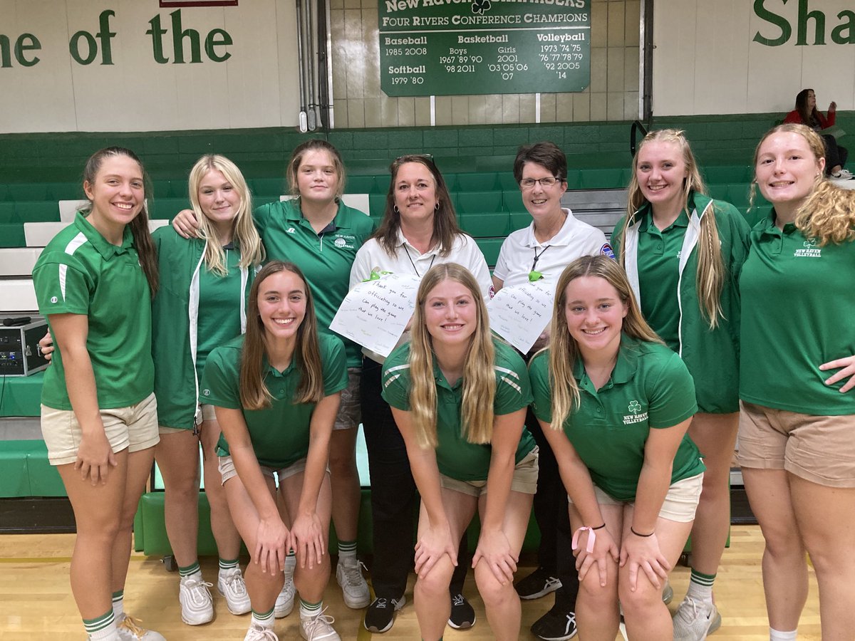 Happy fall officials appreciation week! Thank you for officiating so we can play the game we love! 💚🏐