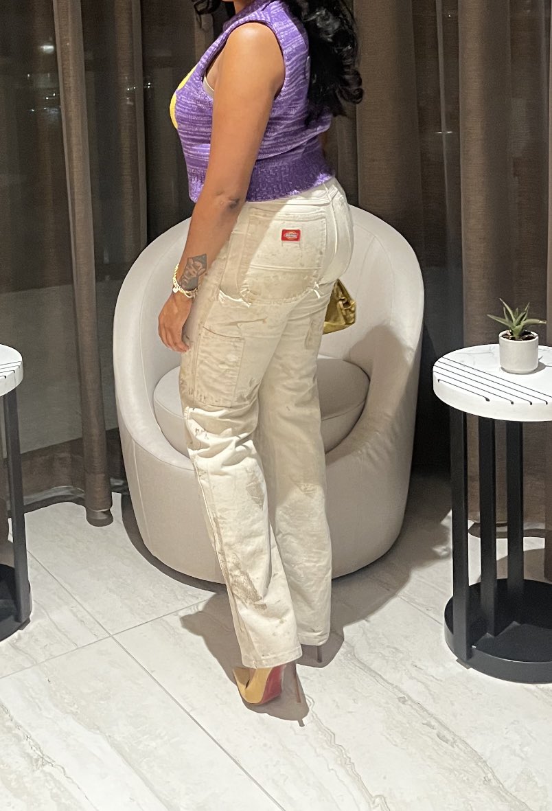 CB. 🦋 tweet media