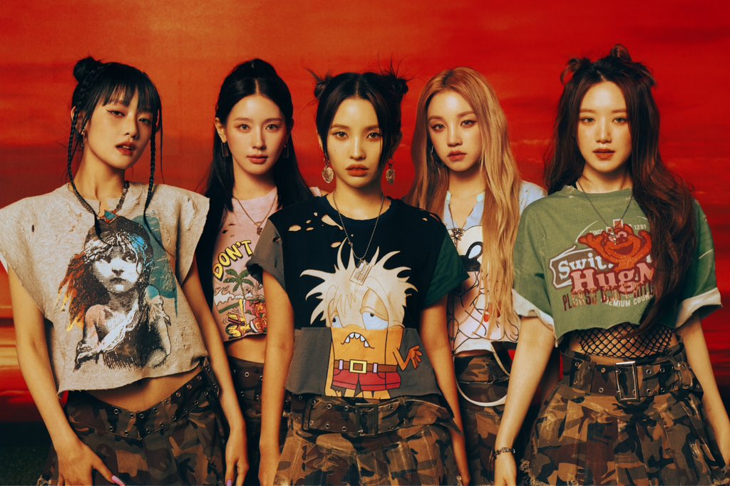 Spotify's tweet image. #GIDLE are hotter than ever 🔥 Feel the #HEAT of their new EP spotify.link/gidleheat
