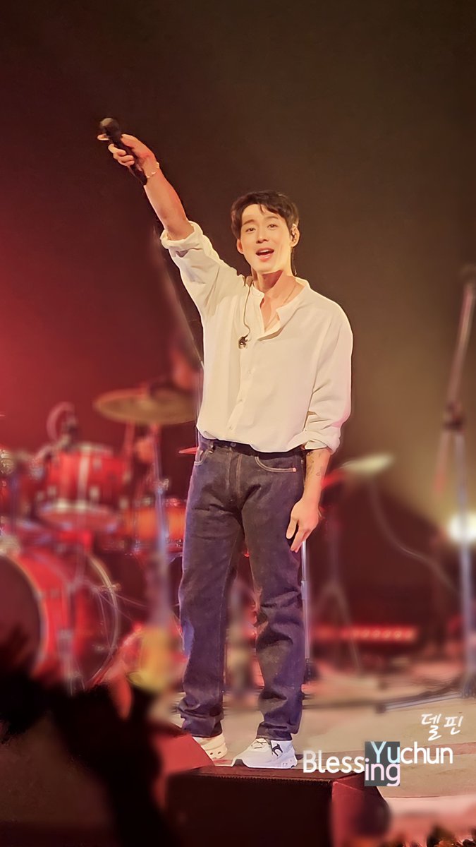 박유천🩵
찾았다!!!!!💐💐🌹⚘️🌷🥀🍀🍁
직관 미모🤩

230927 방콕 시그널미니콘서트2

#박유천 #parkyuchun #YUCHUN #찾았다 #foundyou 
#ユチョン #朴有天 #ยูชอน #박유천시그널2 #박유천미모대박 #역대급박유천 #박유천캡처 #박유천직캠