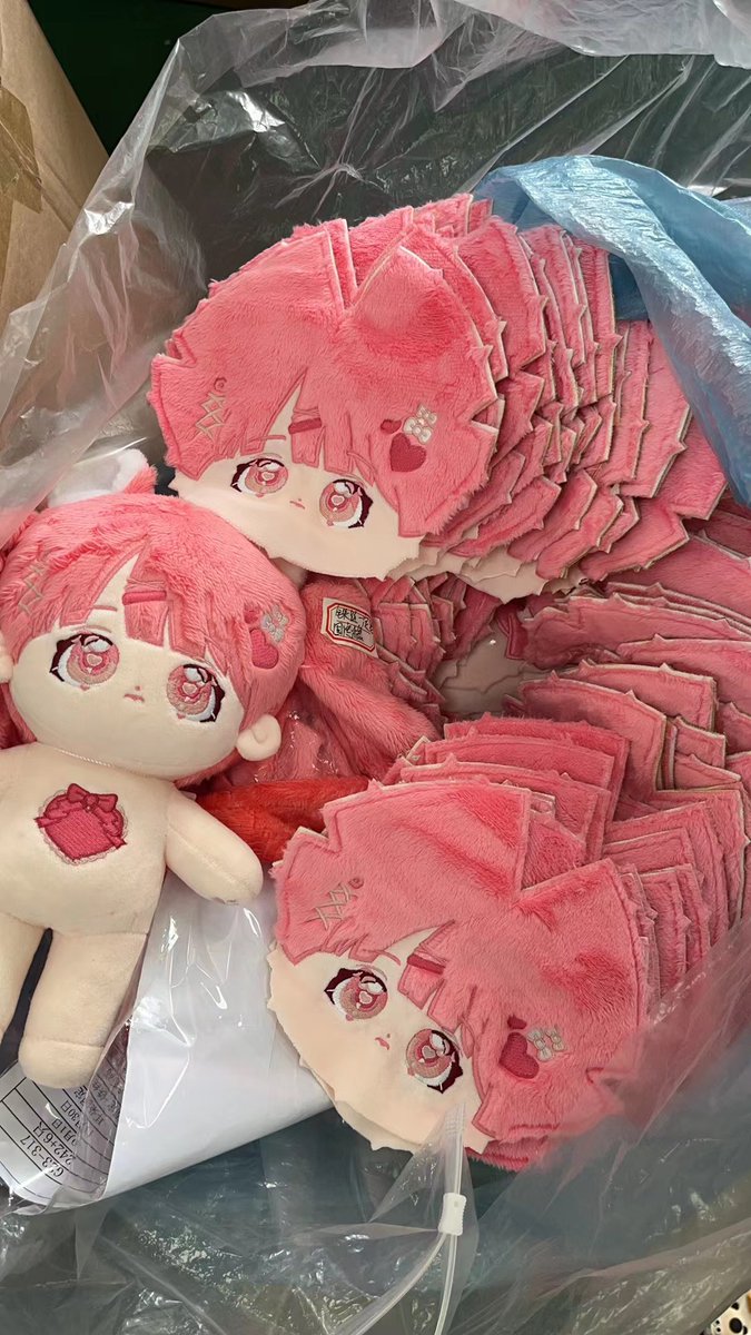 잘 만들어지고 있네요..감격입니다ㅜㅜ
❣️데비,앙쥬의 생산도 시작에 들어갔습니다!! 이는 따로 데비앙쥬 구매자분들께도 공지드리도록하겠습니다!!♡