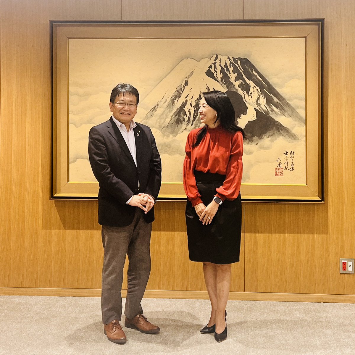 kimiko_PR's tweet photo. J-StarX 採択者壮行会＆記者発表を開催いただき、
神谷市長から激励のお言葉をいただくことができました。

#JstarX  #シリコンバレー　#LocalAccelerator　#起業家　#経済産業省　#千葉市　#チバラボ　#地域起業家コース　#地域経済を加速する　#幕張PLAY https://t.co/qXWvU3WSBp