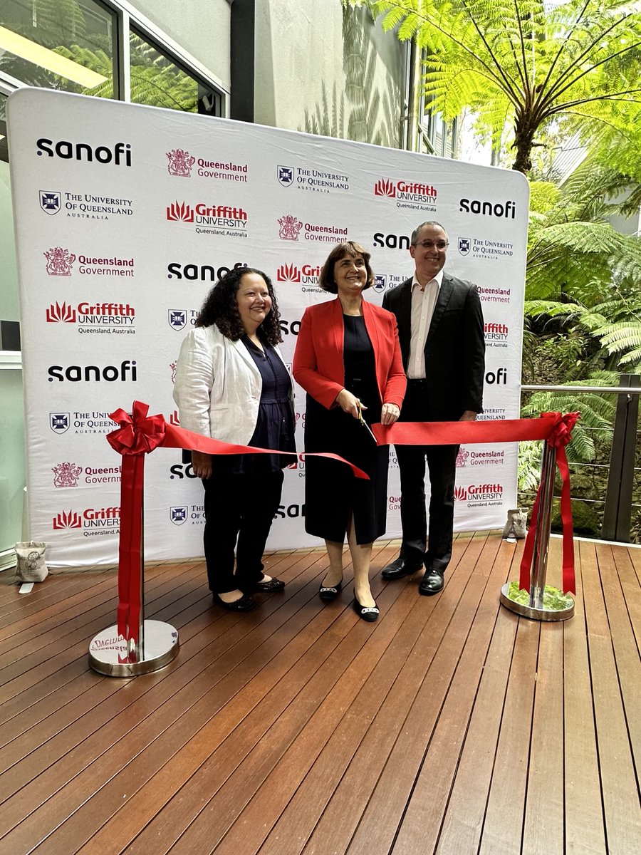 Today we officially welcomed @sanofi to our GC campus, its latest research site which will bring biomedical research and development to the coast. news.griffith.edu.au/2023/10/06/new…