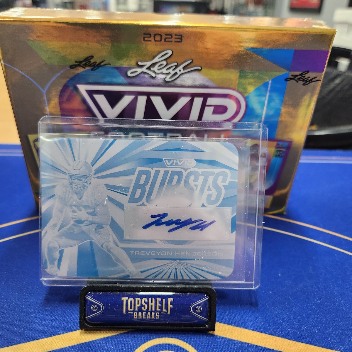 TopShelfBreaks's tweet photo. @Leaf_Cards night in America is off to a good start #clickit2hitit https://t.co/jSHQz9AbkR