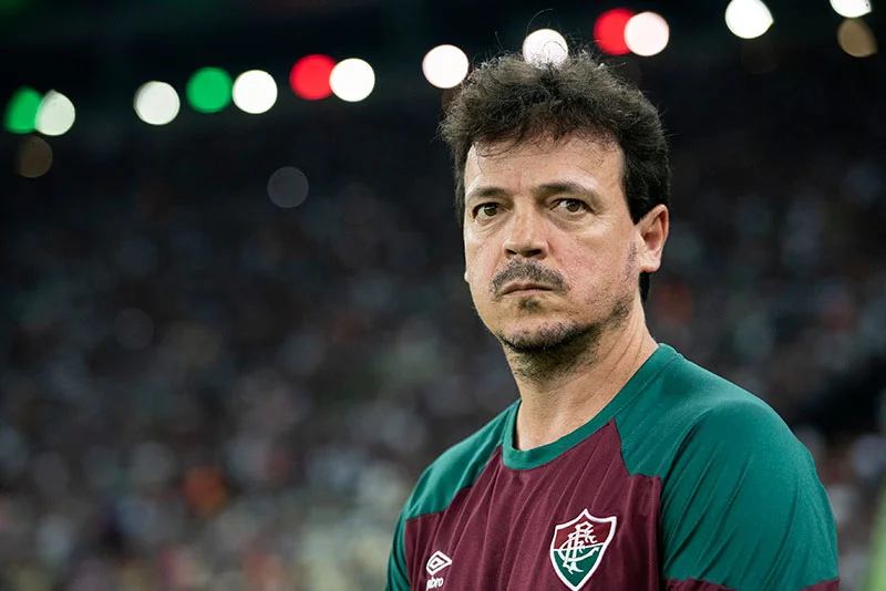 é oficial:

quem não tá fechado com ele pra vencer a libertadores é mau-caráter