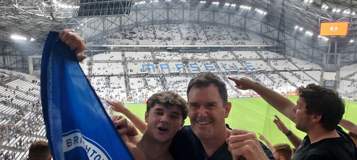 eddie_l73's tweet photo. Stuff of dreams #bhafc https://t.co/HQEN4IEuU0