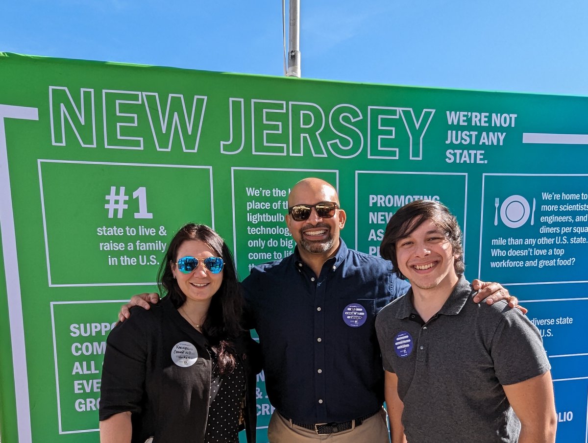 So proud to be part of @WeAreTechUnited's @propelify this year, highlighting NJ's innovation ecosystem. Inspiring to see the positive impact NJ startups are making in the way we live, work, and play. Even got the family involved for the evening's festivities! #LetsPropel