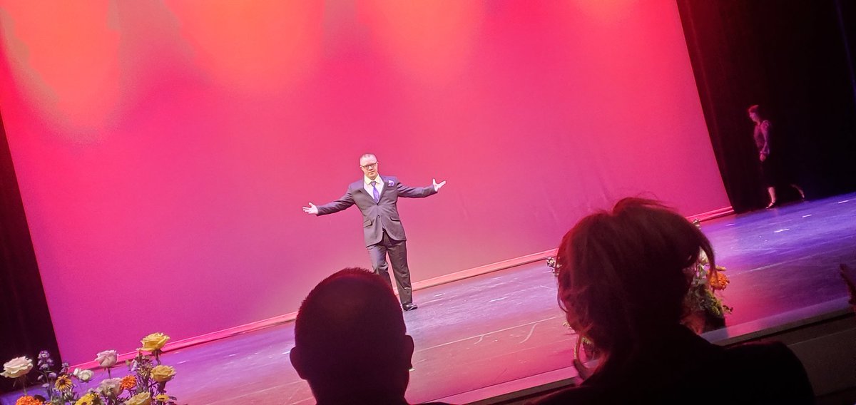 joshclassenCTV's tweet photo. Such a great night at #UniquelyMe supporting the Edmonton Down Syndrome Society .   #EDSS @EDSSociety  ... check out the fantastic work they do at https://t.co/7aMCwdljBt and if you can support...just know your $$ is going a long way to improving so many lives in #yeg and area https://t.co/7hjqsoLCC1