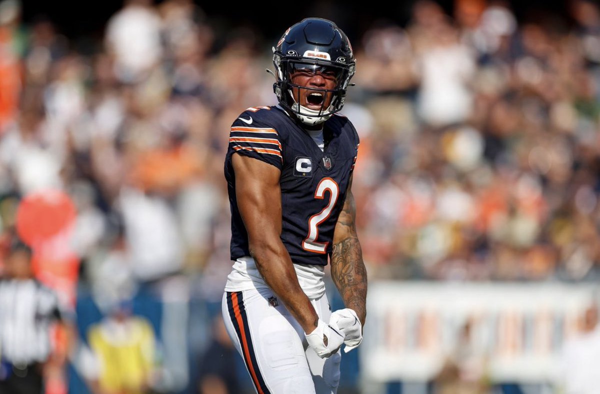 DJ FUCKING MOORE!!! 

ELITE WR1 NO QUESTION 🔥