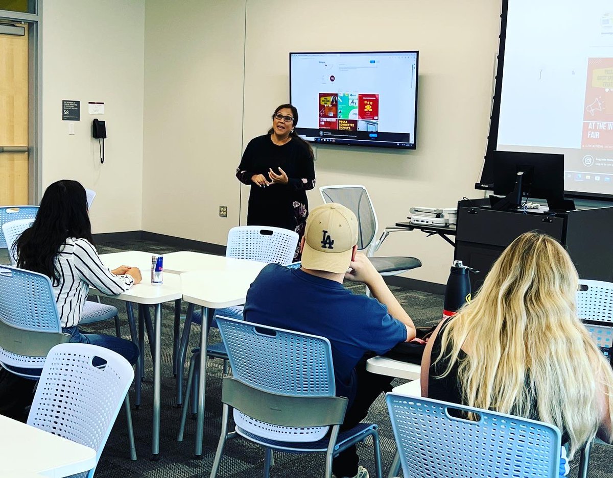 larryhygh's tweet image. Our #CSUDH chapter of Public Relations Student Society of America (PRSSA) learned from Marisol Barrios Perez, Founder and CEO of Mission Driven PR. She is also a lecturer and serves on the board of PRSA LA! @csudhprssa @csudhcah @csudh_com_dept @prsala @DominguezHills