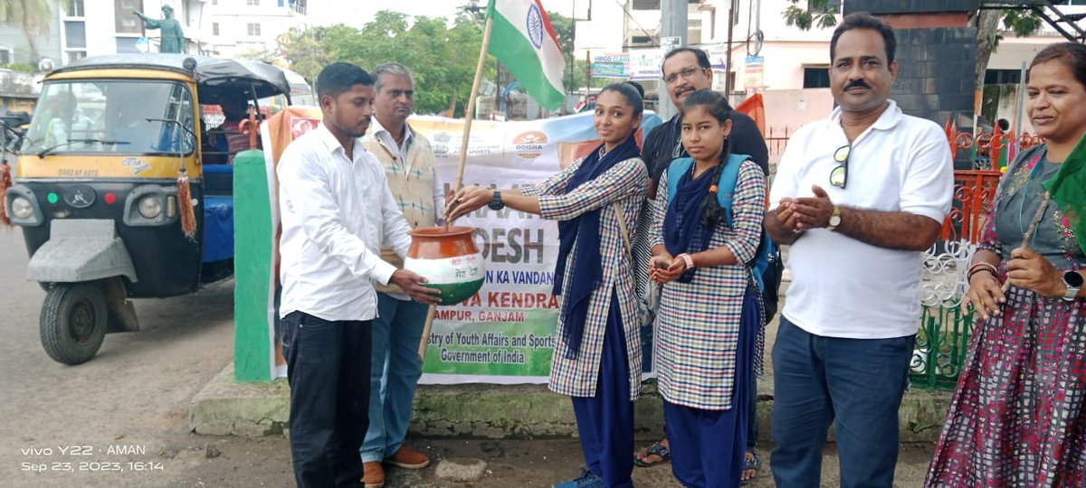 @Nyksindia @NYKS_Odisha @PMOIndia @ianuragthakur @Ganjam_Admin @CMO_Odisha Soil Collection(Kalash Yatra)  at Various Places in Rangeilunda Block Under Meri Mati Mera Desh organised NYV Binoda Kumar Sabat, under @NehruGanjam