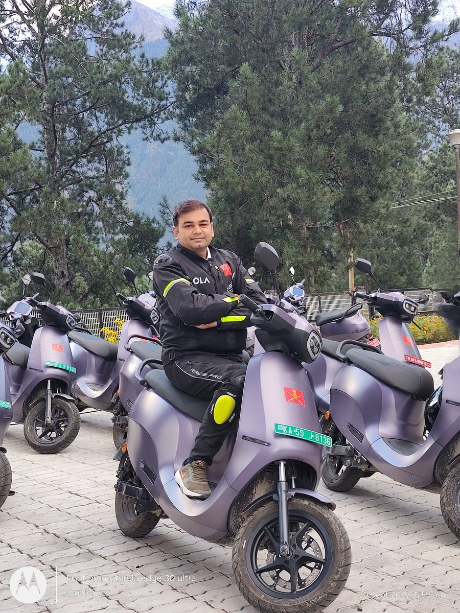patel_grv's tweet photo. We Tested #OlaS1Pro Gen2 on one of the toughest roads of #HimachalPradesh,
Terrain, Tarmac, and Traffic, it works like a charm.
#OLA @OlaElectric https://t.co/BCul9Aw6Lw