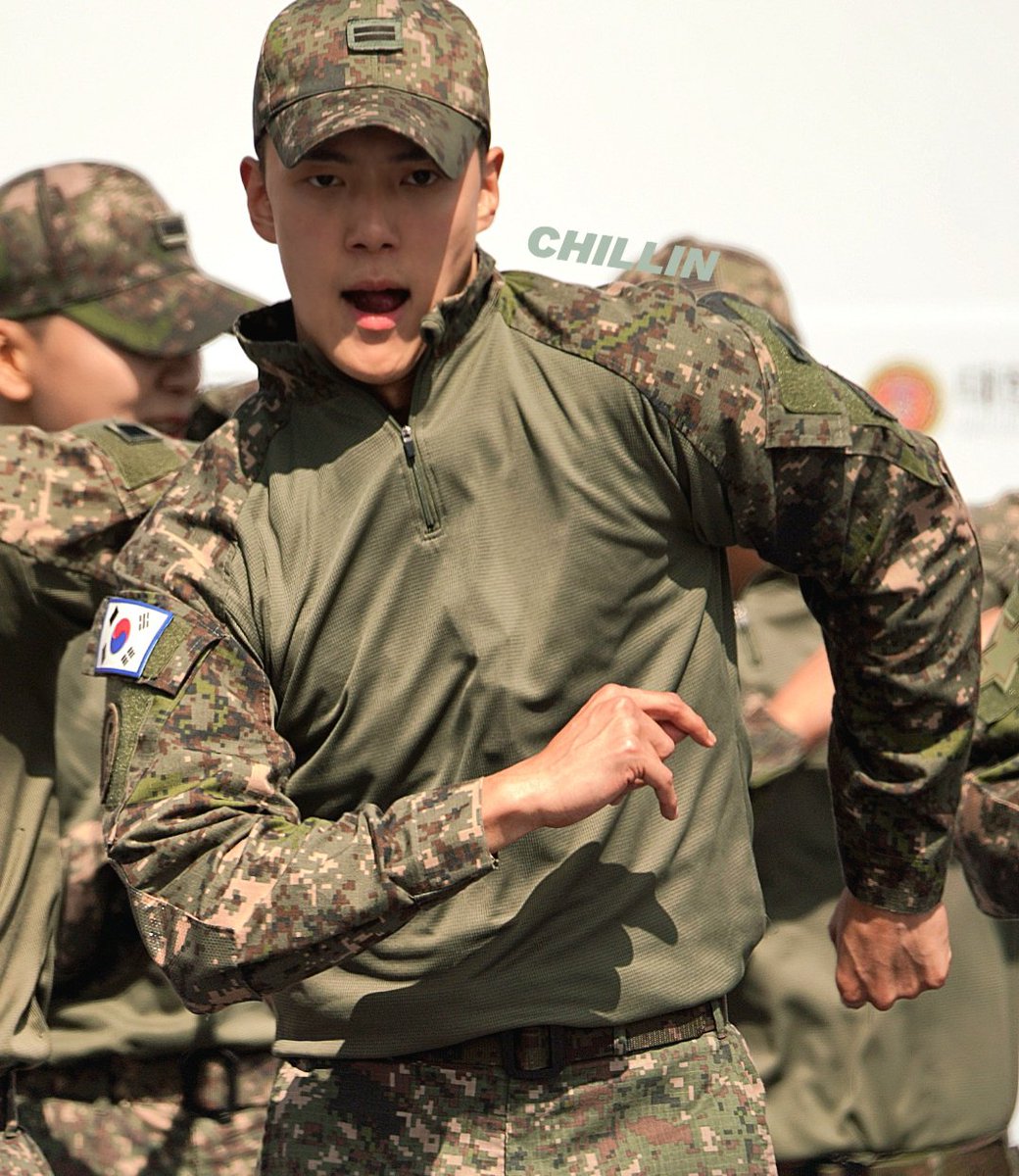 chillinwithmx's tweet image. 231006 계룡지상군페스티벌 #민혁
#MONSTAX #몬스타엑스
#MINHYUK #ミニョク