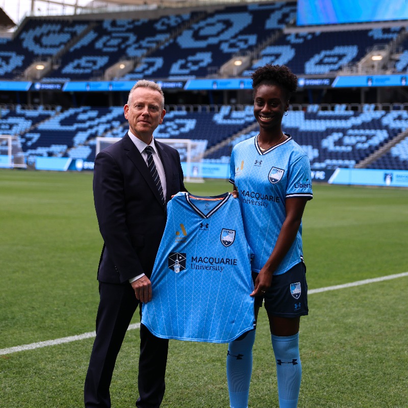 SydneyFC's tweet photo. Sydney FC and @Macquarie_Uni have signed the most significant partnership in the club’s history!

We have agreed a five-year deal with the innovative educational institution to become the Sky Blues’ principal partner.

Welcome aboard 🤝

#SydneyIsSkyBlue