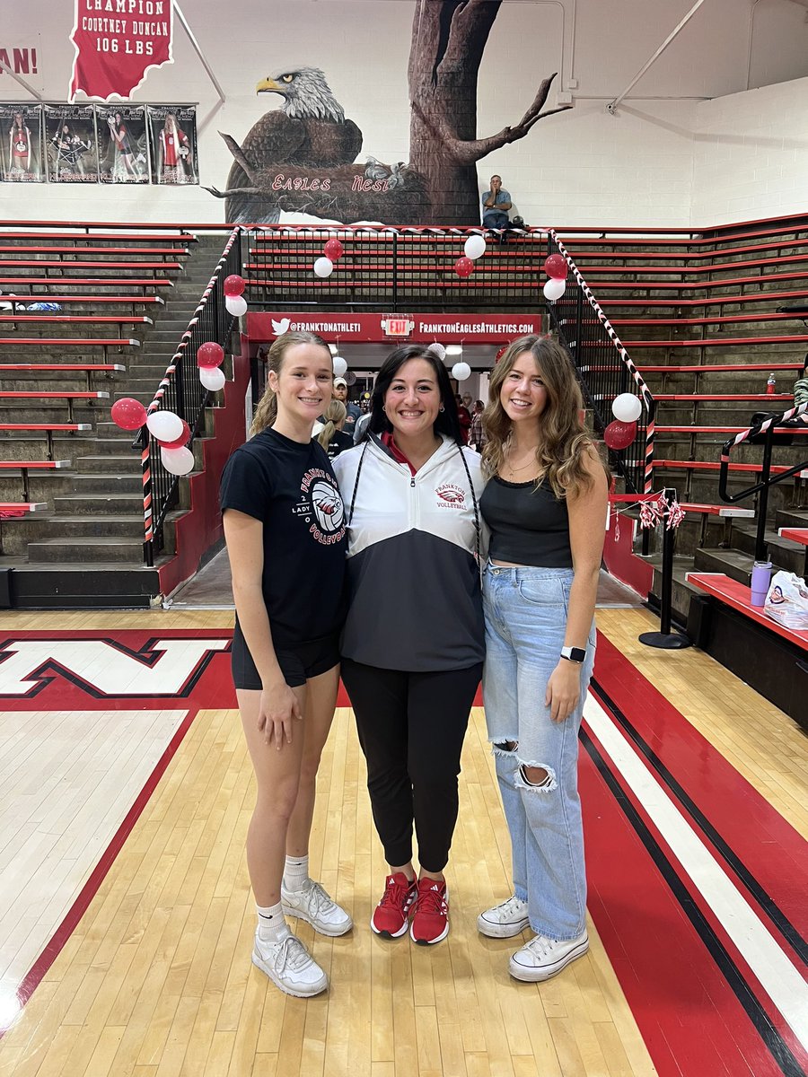 Royalty in the Eagles Nest tonight.  Hannah Thomas , <a href="/kate_sperry22/">kate:)</a> and <a href="/holli_klett/">holli</a> , all three are members of the 1000 kill club!  Holli is also the all time kill leader and the count is still climbing !!