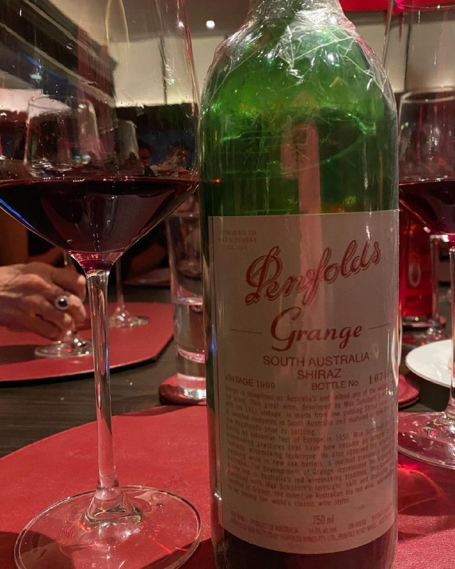 World1Alice's tweet photo. Penfolds Grange Bin 95/Barossa Shiraz 1999 Delicate! Balanced and complex, medium bodied with an impressive long finish. Ready to drink now, but ages extremely well and is excellent!
#supper
#wine
#sipwine
#WineEnthusiasts
#Penfolds https://t.co/jk0Dn4OVVL