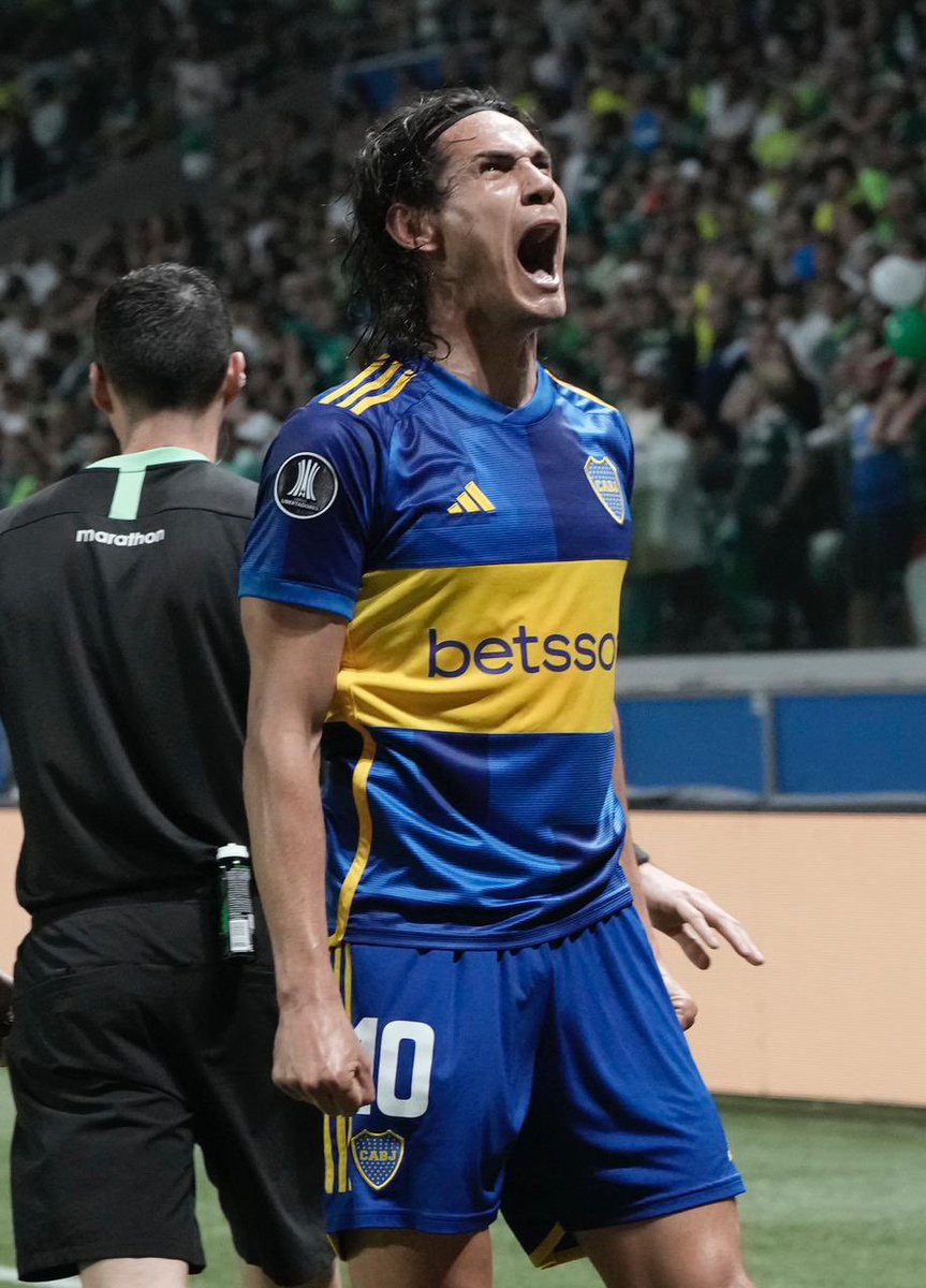 BocaJrsOficial's tweet photo. EL GRITO DE UN PUEBLO 💙💛💙 https://t.co/uRV2Yml00g