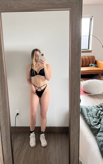 Popping in to wish you a good night :) https://t.co/37tC7M0rIw<a href="/tag/mvsales"class="tags"><span>#mvsales</span></a>