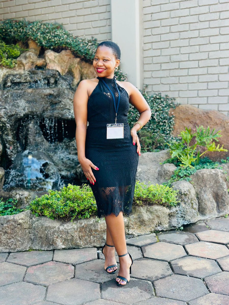 l_phomolo's tweet photo. I wore dress yesterday someone said it is not "decent". What do you think? Is it too revealing? https://t.co/docqgpgjE1