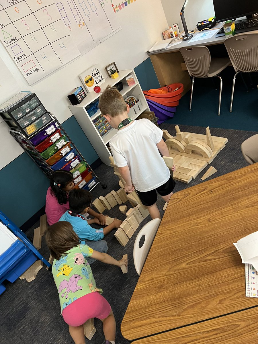 Rainy days will never ruin our recess time! Watching my sweet friends work together to play games and build new things makes my heart so happy❤️ #bengalpride