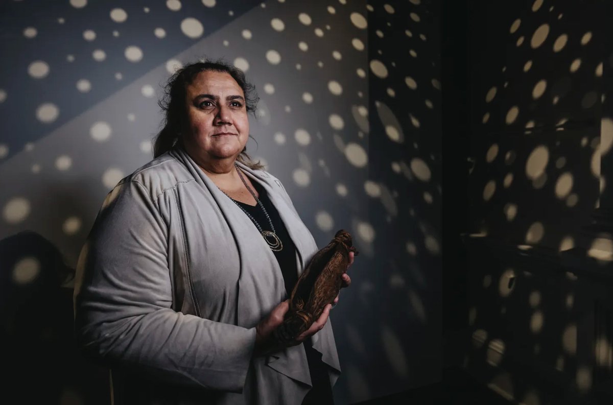 “These objects are ancient, and can tell a really expansive history of this nation." – Noeleen Timbery

Wadgayawa Nhay Dhadjan Wari (they made them a long time ago) opens tomorrow, Sat 7 Oct.

Read the story via <a href="/smh/">The Sydney Morning Herald</a>: ow.ly/irCc50PTJZV

📸 Image courtesy Brook Mitchell