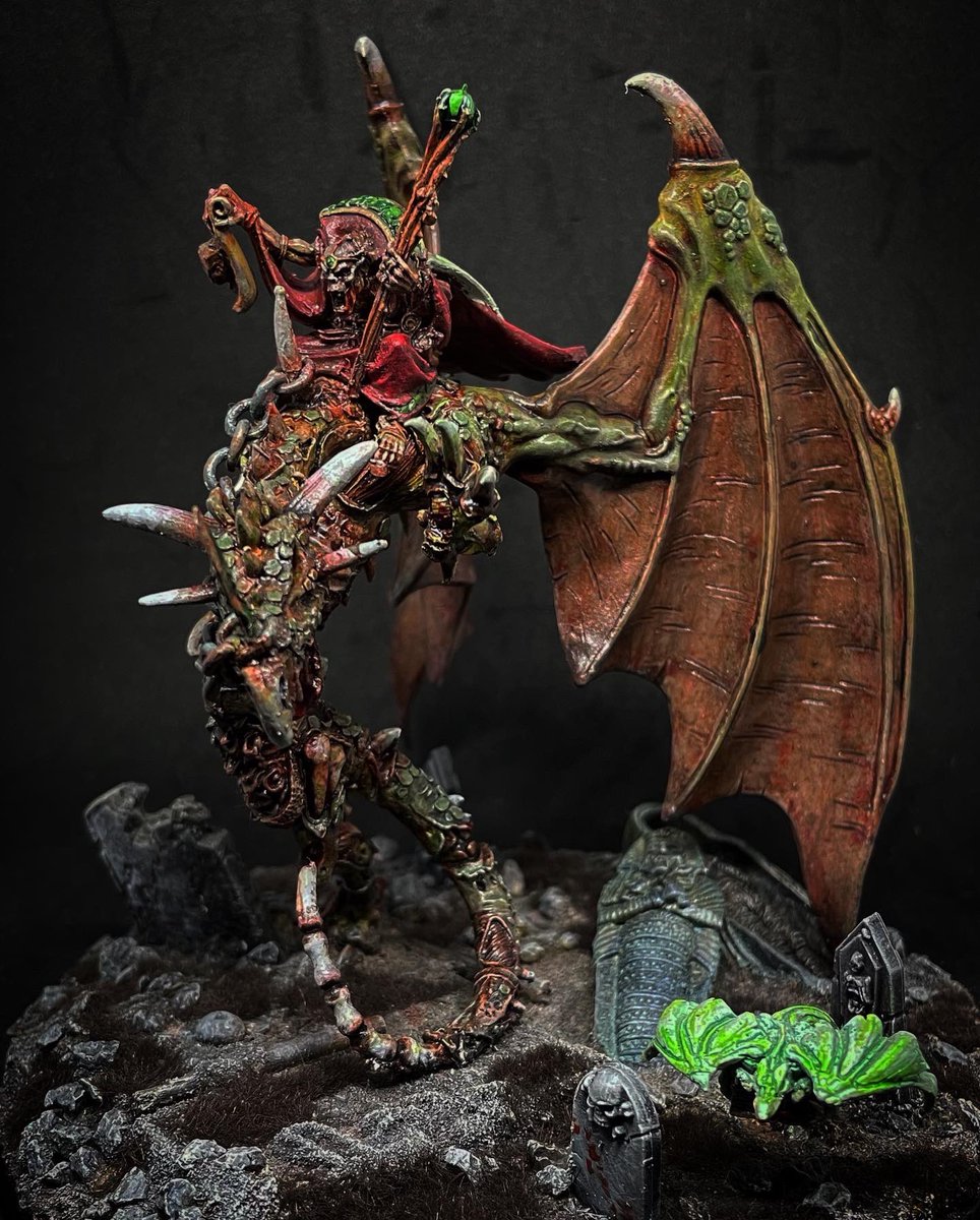 TheMasterTaver1's tweet photo. Did a spot of painting this week #zombie #dragon #vampire #Halloween #warhammer https://t.co/x9CmvpUZcT