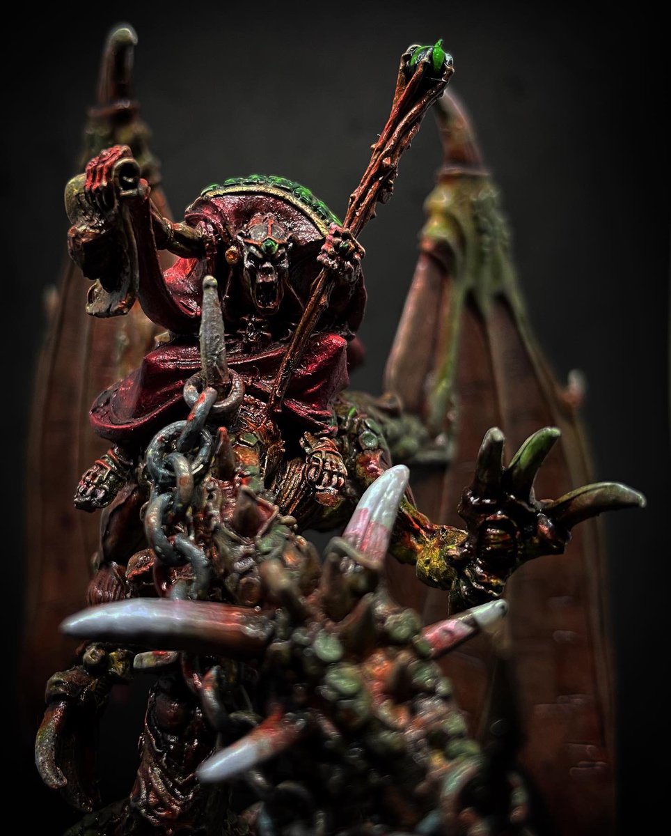 TheMasterTaver1's tweet photo. Did a spot of painting this week #zombie #dragon #vampire #Halloween #warhammer https://t.co/x9CmvpUZcT