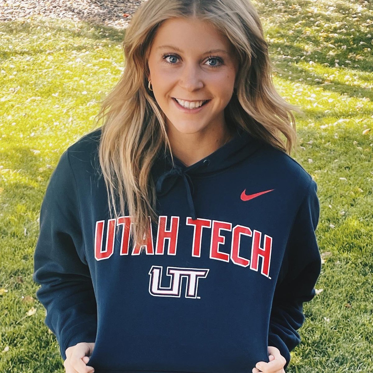 CemrynPickett's tweet photo. I am extremely excited and blessed to announce my verbal commitment to play D1 softball at Utah Tech University! Thank you God, family, friends, and coaches for helping me to accomplish my biggest goal. Thank you Coach Simkins and staff for this opportunity! GO TRAILBLAZERS❤️💙 https://t.co/sb0CD5KaqE