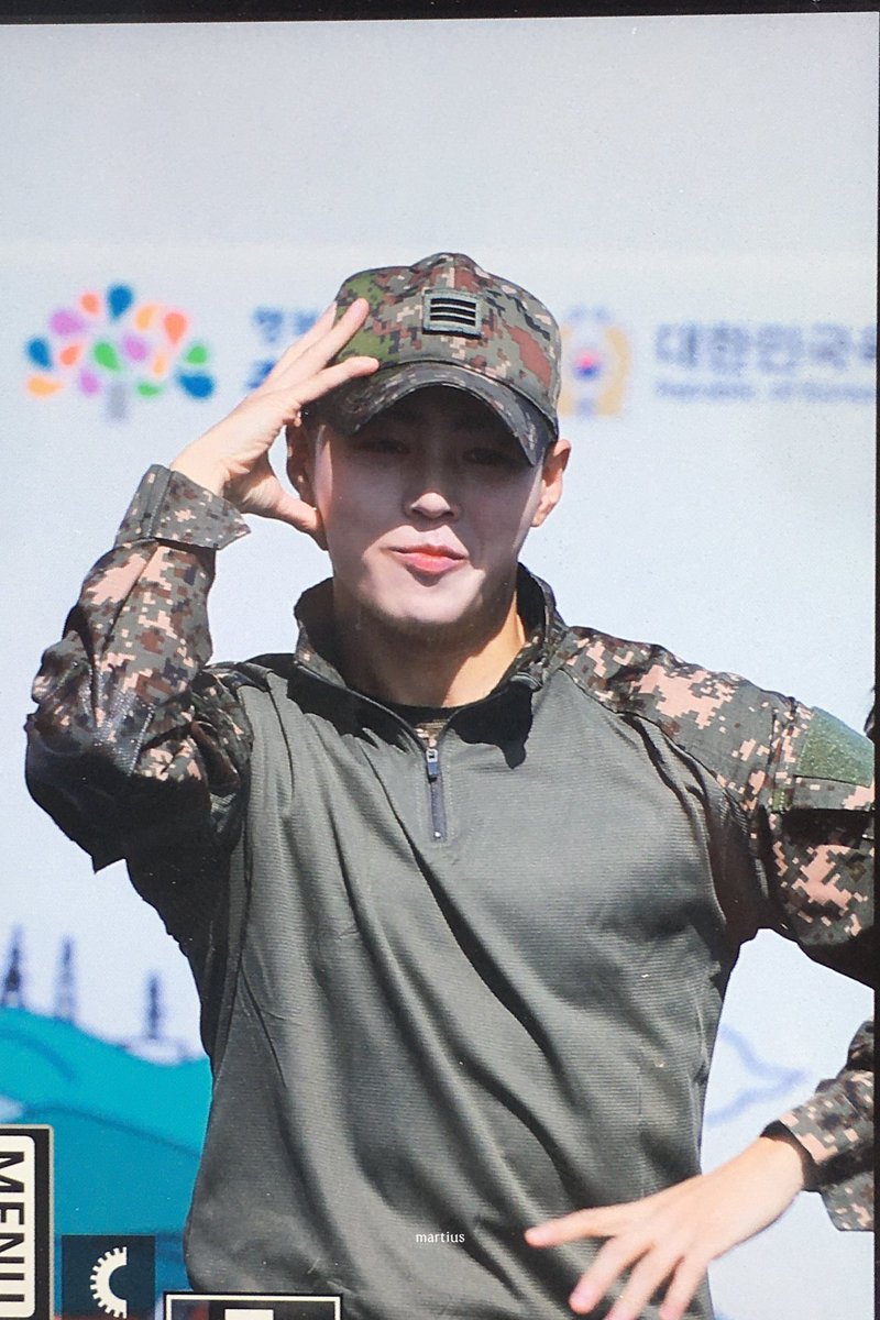 martius0322's tweet image. 231006 계룡산 

🩵

@gooreumseng
#하성운 #HASUNGWOON 
#河成雲 #ハソンウン