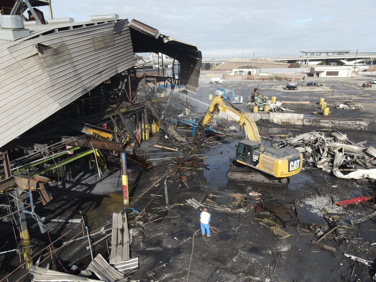 GarrisonDemoEng's tweet image. Steel Foundry Demolition - Oakland, CA