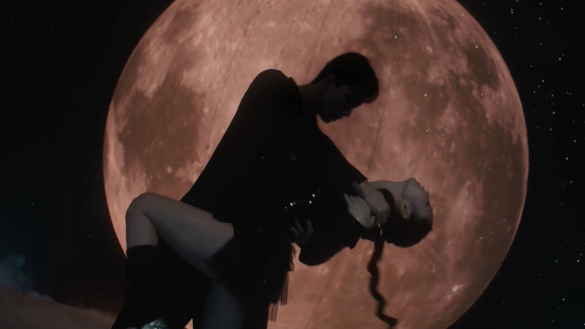 produced by jennie kim

YOU &amp; ME OUT NOW
#JENNIE_YOUANDME
#JENNIE