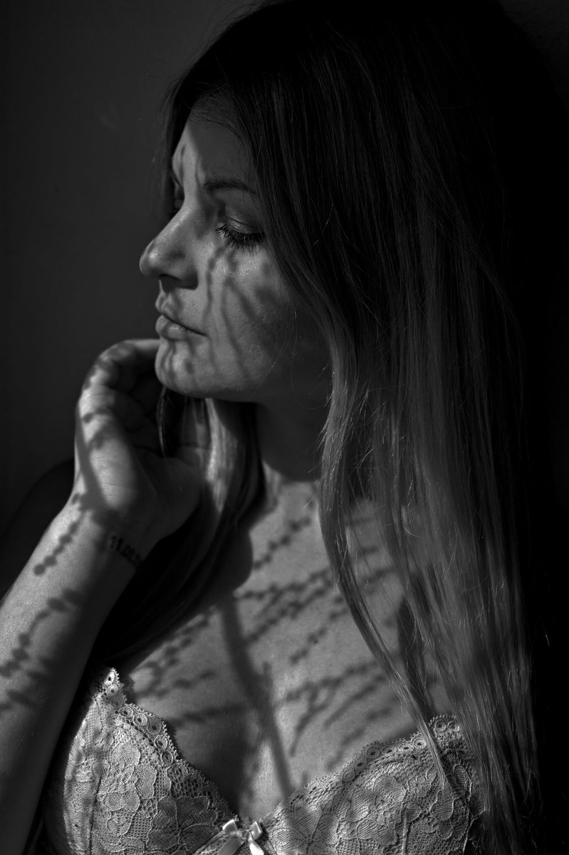 photograph: Einfachschön

#photography #sw #blackandwhite #fotografie #fotoshooting #foto #photoshoot