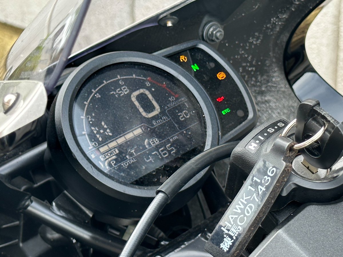 justingetsabout's tweet photo. I’ve had the pleasure of beasting about on the Japan only Honda Hawk 11 over the past couple of days. It’s got tons of torque, is top fun on the twisties and relaxed enough to enjoy all day long. Go on @HondaUKBikes , you know it makes sense! @MCNnews https://t.co/6rqcoaMWaQ