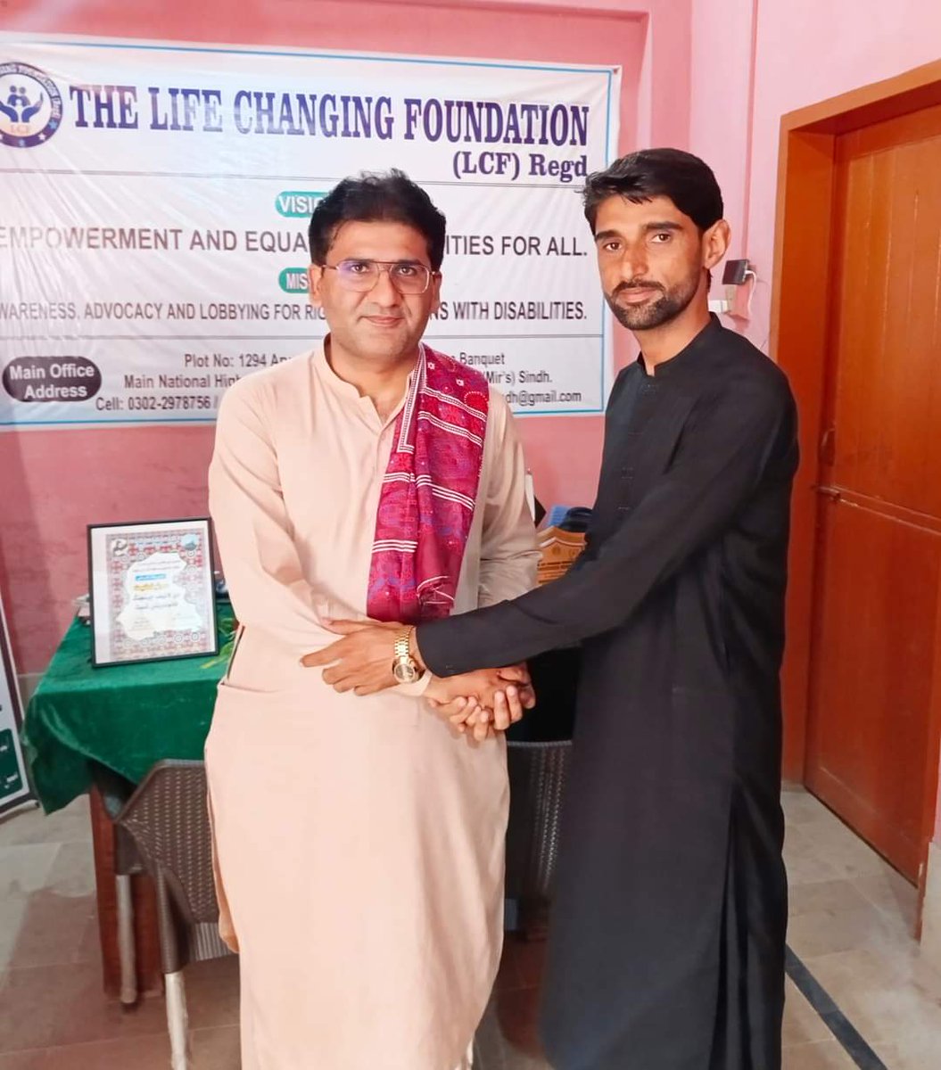 lcf2019's tweet photo. The Life Changing Foundation would like to thanks to @arbabarijo Social activist &amp; Teacher , Azhar Hussain Abro Chairman Union Council Kolabjail who gave their precious time and came forward to support for the inclusive vision . https://t.co/ir9OjifceB