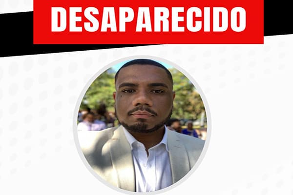 contagemtv's tweet photo. Desaparecido, você viu essa pessoa? Matheus Marciano, de 29 anos, foi visto pela última vez na sexta-feira, 29 de setembro, às 20h, no bairro Petrolândia, em Contagem. A família pede ajuda de todos para compartilhar o cartaz para o maior número de pessoas. https://t.co/mCItGpP7YC https://t.co/iok3oZvLKu